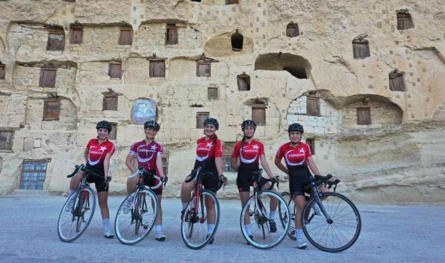 Karaman'ın kadın bisiklet sporcuları 2021 yılına damga vurdu