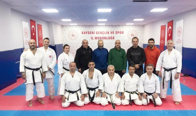 Karate antrenörlerinin 5. kademe kursları tamamlandı
