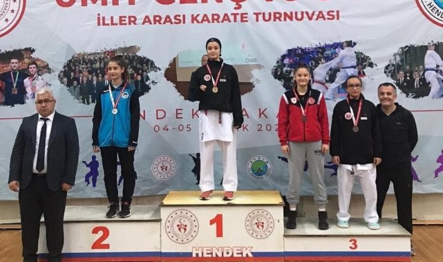 Karate Turnuvasında Büyükşehir'den 6 madalya