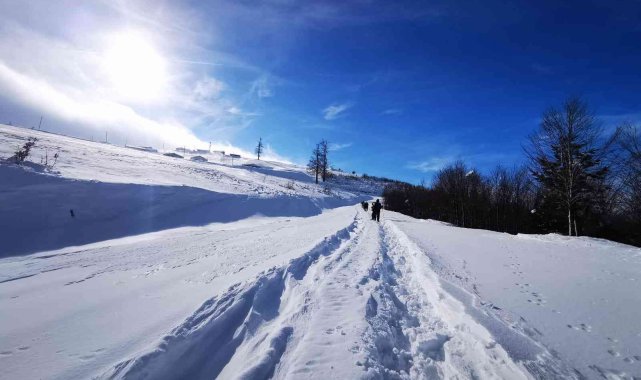 Kardüz Yaylasına yürüyerek çıktılar