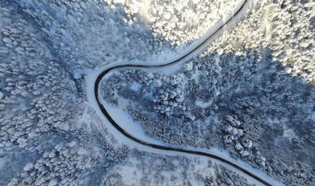 Karla kaplanan Ilgaz'dan kartpostallık kar manzaraları