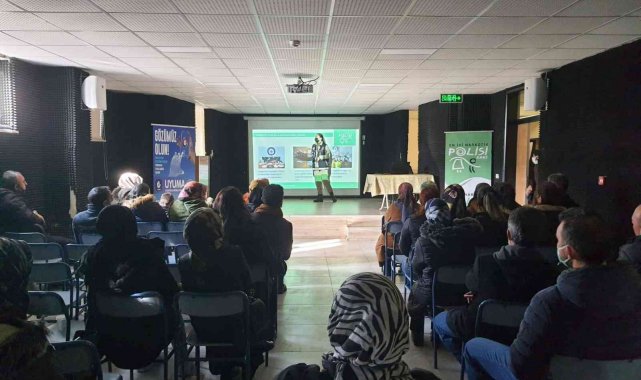 Kars'ta polis 233 kişi bilgilendirdi