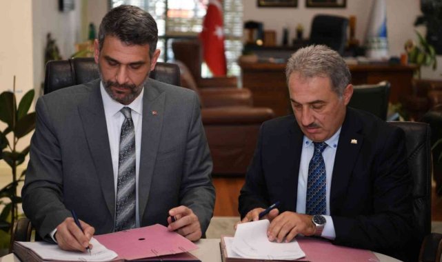 Kartepe Belediyesi'nde sosyal denge sözleşmesi imzalandı