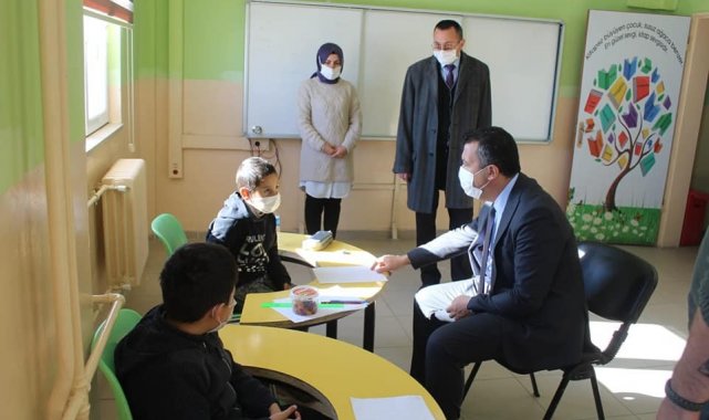 Kaymakam Bayram'dan Engelliler Günü Ziyareti