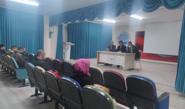 Kaymakam Düzgün Okul Aile Birliği Başkanları ile bir araya geldi