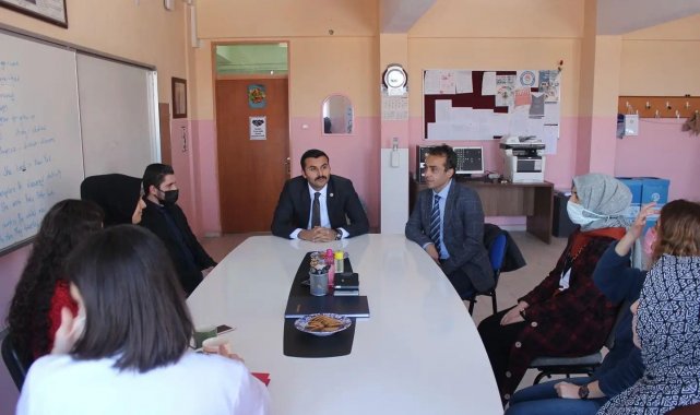 Kaymakam Öztürk öğretmenlerle bir araya geldi