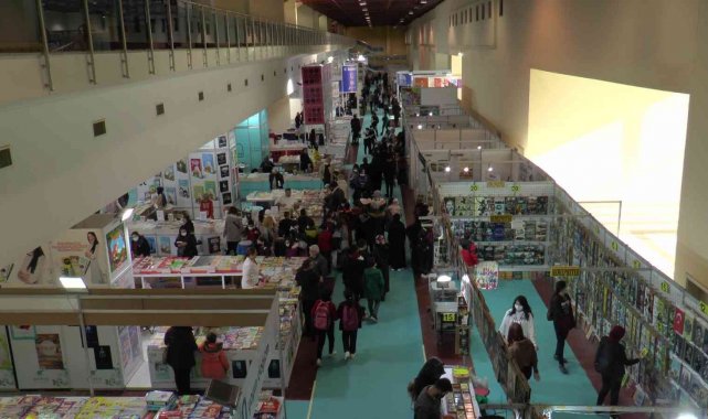Kayseri 4. Kitap Fuarı'na 3 günde 214 bin 610 ziyaretçi