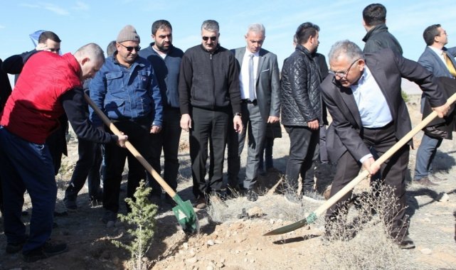 Kayseri Ulaşım A.Ş.'den 3 bin fidan