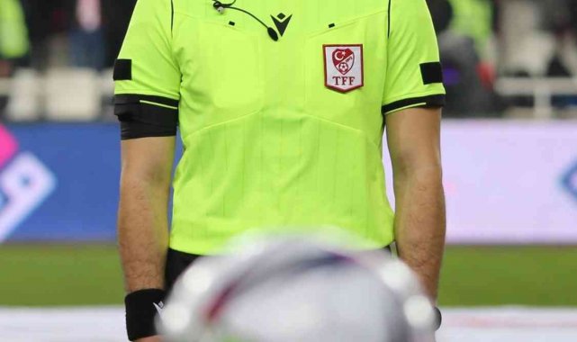 Kayserispor ile Sivasspor maçını Ümit Öztürk yönetecek