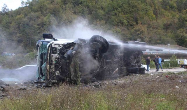 Kazada yaralanan sürücü 37 günlük yaşam mücadelesini kaybetti