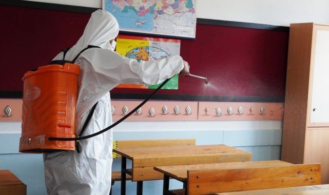 Keçiören'deki okullar 'Omicron'a karşı dezenfekte edildi