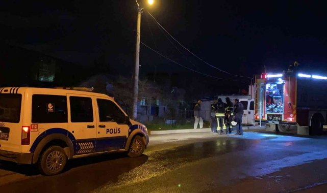 Kendi evini ateşe verip kayıplara karıştı