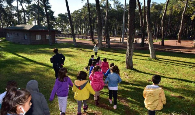 Kepez'de başarılı öğrenciler geziyle ödüllendirildi