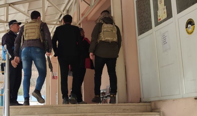 Kesinleşmiş 4 yıl 2 ay cezası bulunan şahsı JASAT yakaladı