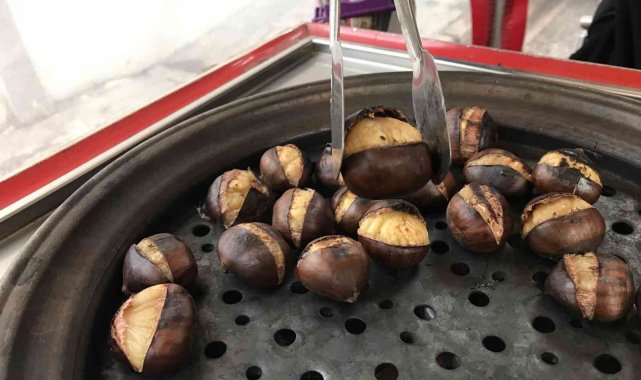 Kestane satıcıları yılbaşı yaklaşırken umutlu