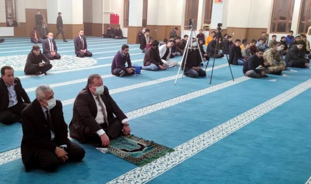 Kilis'te "İman ve İstiklal Şehitlerine Vefa" programı düzenlendi