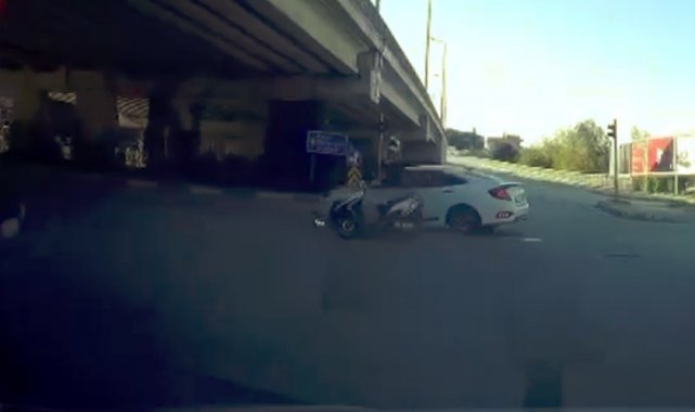 Kırmızı ışık ihlali yapan motosikletli ölümden döndü