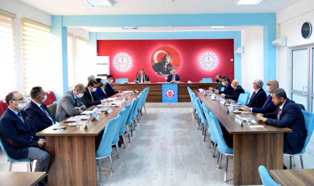 Kırşehir'de Akademik Gelişimi Destekleme Projesi Değerlendirildi