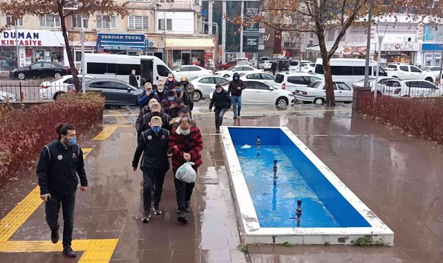 Kırşehir'deki DEAŞ operasyonunda 2 tutuklama