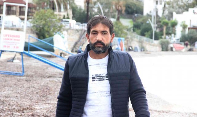 Kıyafetleri kirli olduğu için minibüste oturtulmayan işçi, işten çıkarılan şoförün yeniden işe alınmasını istedi