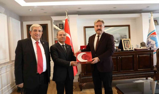 Kızılay'dan Başkan Palancıoğlu'na ziyaret