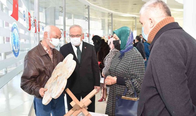 KMÜ'de yıl sonu karma sergisi düzenlendi