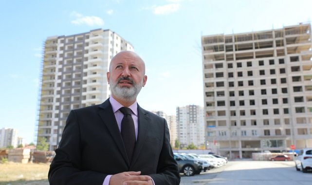 Kocasinan, mutlu yuvalar inşa etmeye devam ediyor