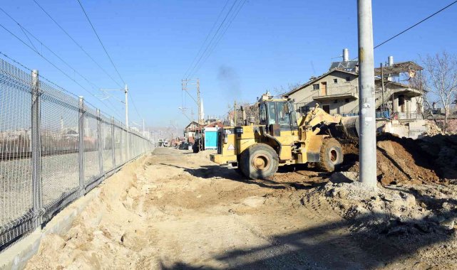 Konya Büyükşehir'in alternatif cadde çalışmaları sürüyor