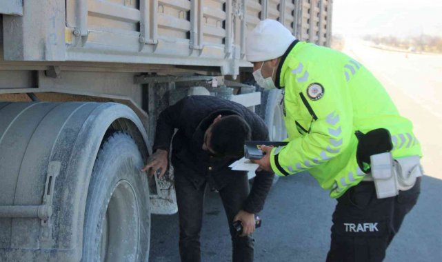 Konya'da kış lastiği denetimleri başladı