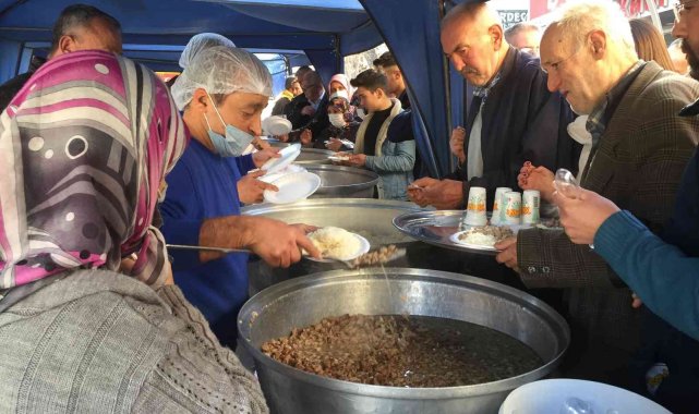 Koronadan vefat eden 43 yıllık başkan unutulmadı