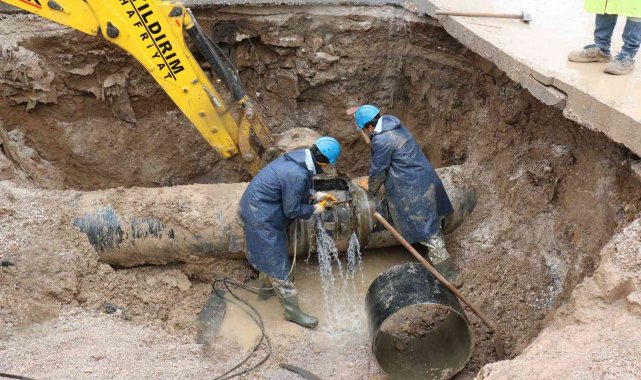 KOSKİ 2021 yılında 380,4 kilometre yeni şebeke yaptı