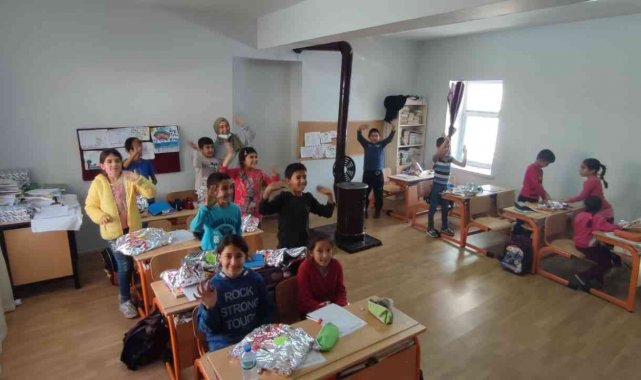 Köyceğizli öğrencilere, kardeş hediyesi