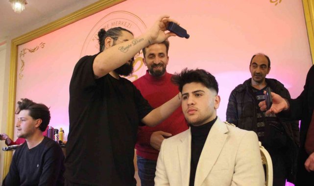 Kuaförlerin enleri şov yaptı