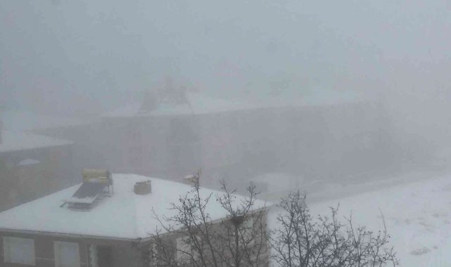 Kulu'da sis etkili oluyor