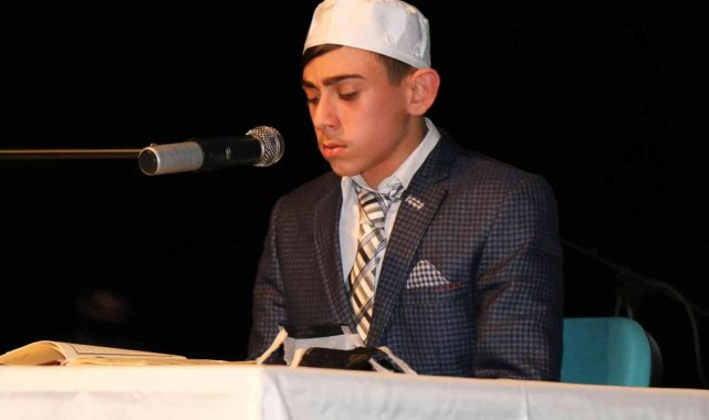 Kur'an-ı Kerim'i en güzel okumak için yarıştılar