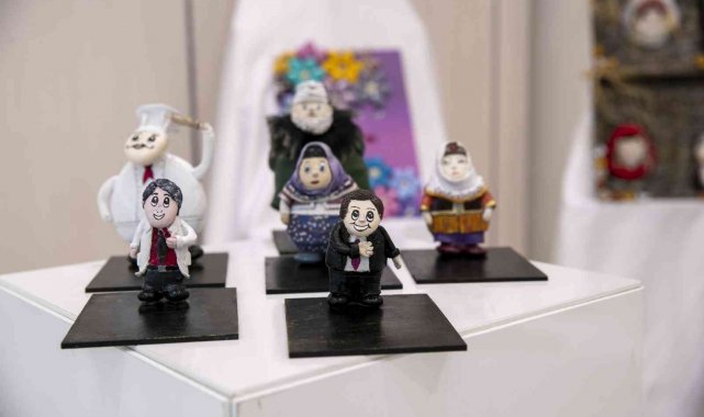 Kurs öğrencilerinden 'Engelsiz El Sanatları Sergisi'