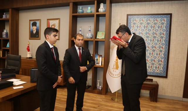 Kurtuluşun 100. yılında Gaziantep'ten Kütahya'ya toprak ve bayrak
