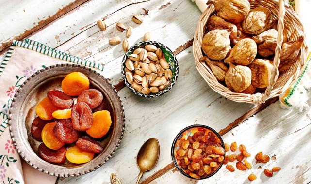 Kuru meyve ihracatı 1,5 milyar dolara koşuyor