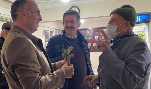 Kuşadası Belediye Başkan Yardımcısı Batçıoğlu emekli polisler ile görüştü