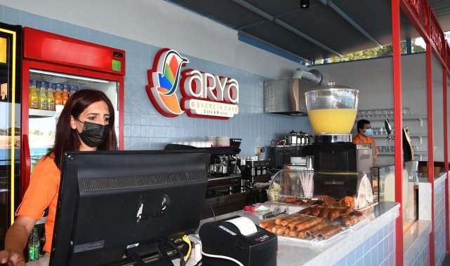 Kuşadası Belediyesi şirketinde çalışanlara yeni yıl sürprizi