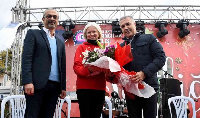 Kuşadası'nda yeni yıl heyecanı yaşandı