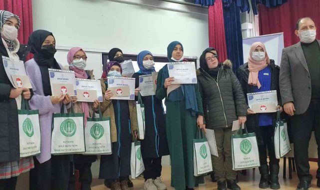 Kütahya&#039;da &#039;İmam Hatip Ortaokulları Yarışma Finalleri&#039; yapıldı