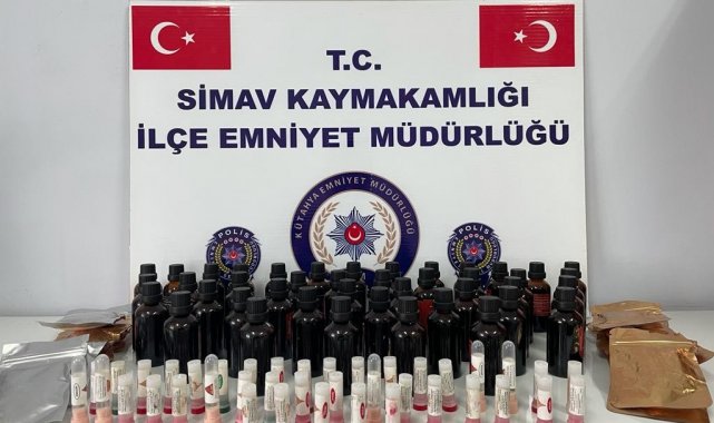 Kütahya'da 96 parça alkol yapımında kullanılan kit ele geçirildi