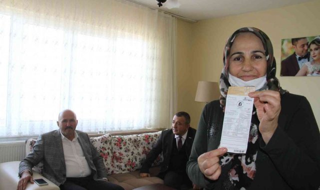 Kuyucak doğalgaza kavuştu