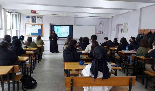 Lise öğrencilerine seminer düzenlendi
