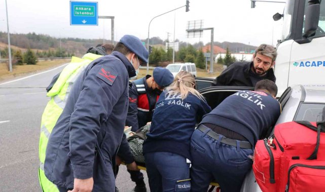 LPG yüklü tanker otomobille çarpıştı: 2 yaralı