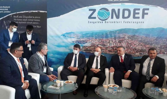 Madenci Korosu, Zonguldak Günleri'nin açılışında konser verdi