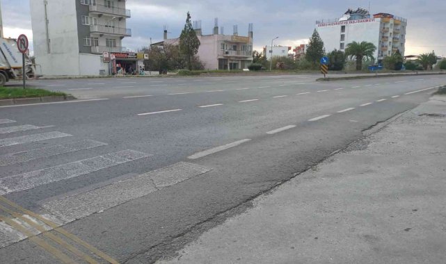 Mahalle halkı 'Tekeli Kavşağı'na çözüm istiyor