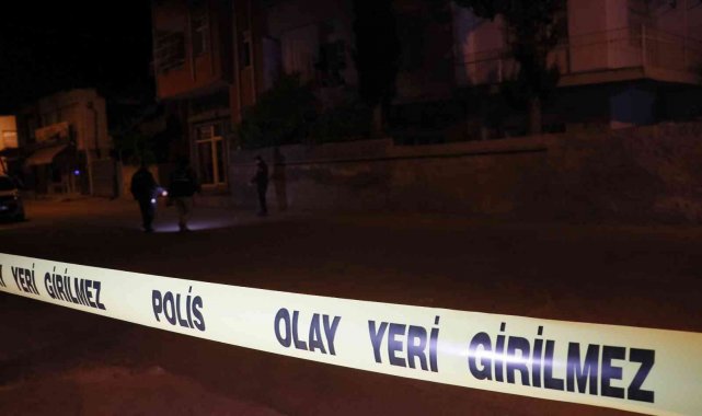 Mahalleli ve uyuşturucu satıcıları arasında kavga: 3 yaralı