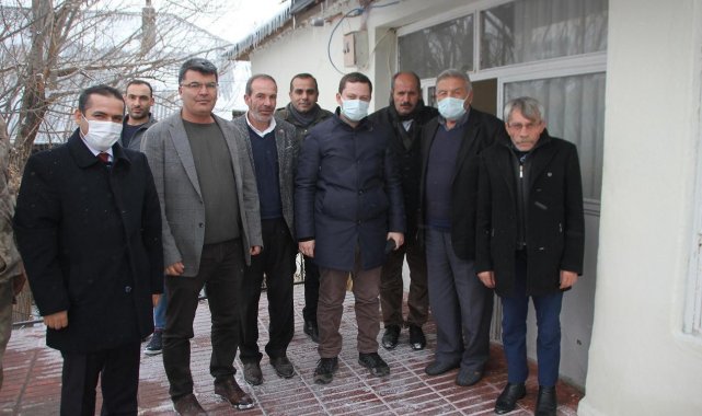 Malazgirt Kaymakamı Demirer şehit ailelisini ziyaret etti